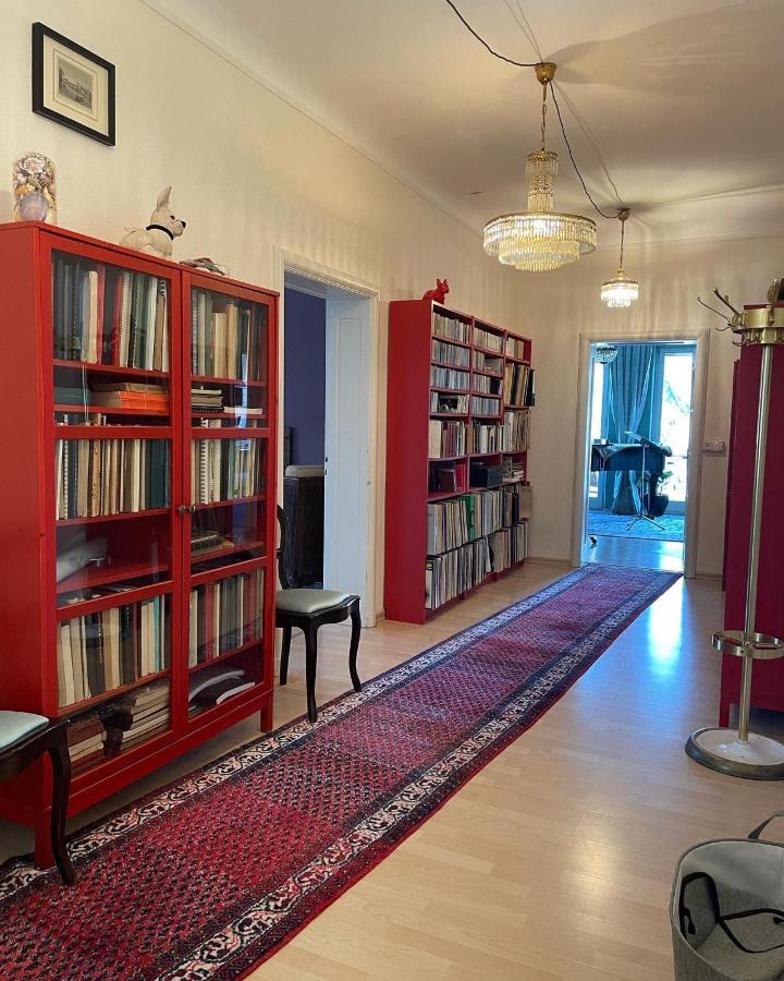 Musikalische Ferienwohnung Mit Rheinblick سانكت غور المظهر الخارجي الصورة